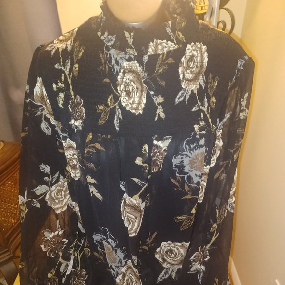 Ophelia Roe Size Medium Floral Tunic - Picture 1 of 6